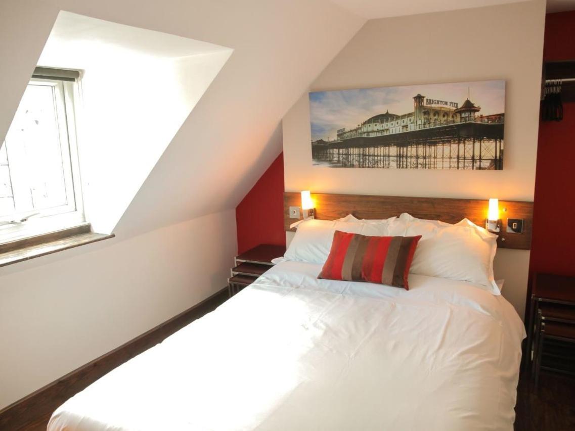 Guest And The City Brighton Rum bild